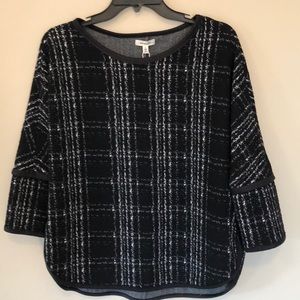 Max Studio new blk/wht top/knit sz S leather trim